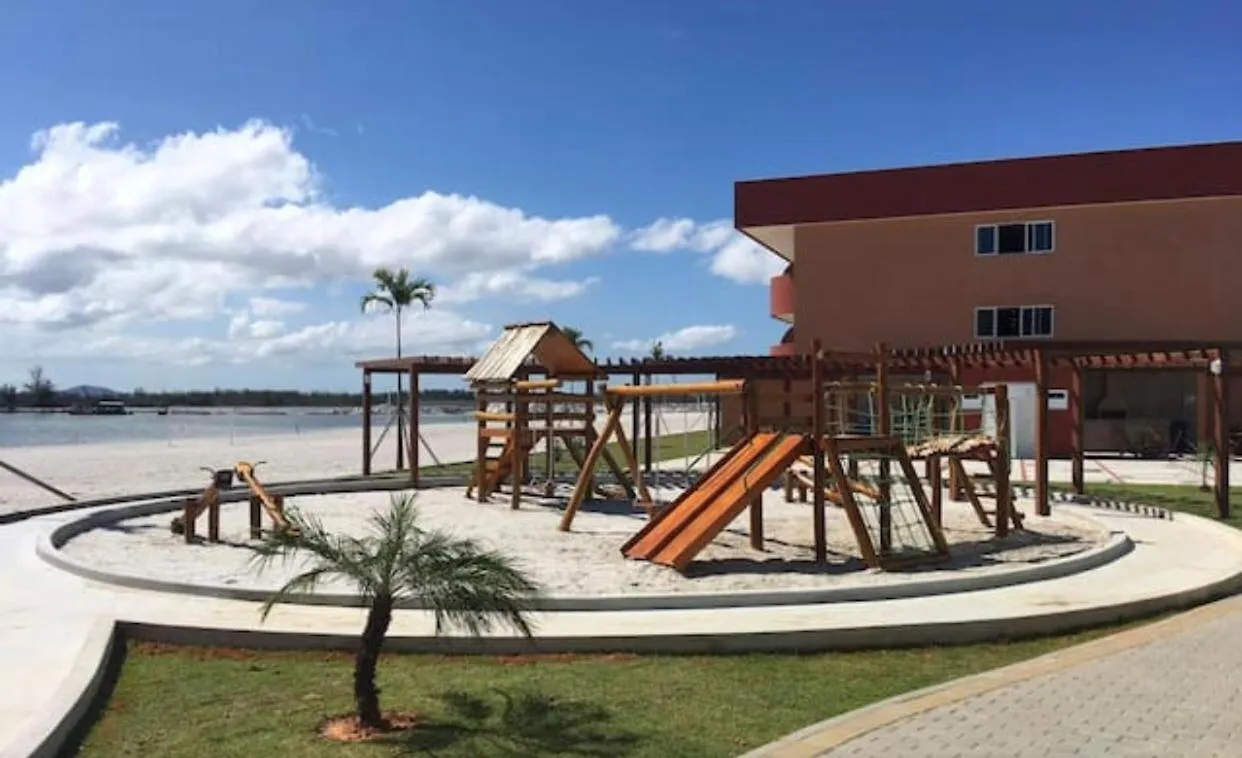 Golden Lake - Alferino Arraial do Cabo